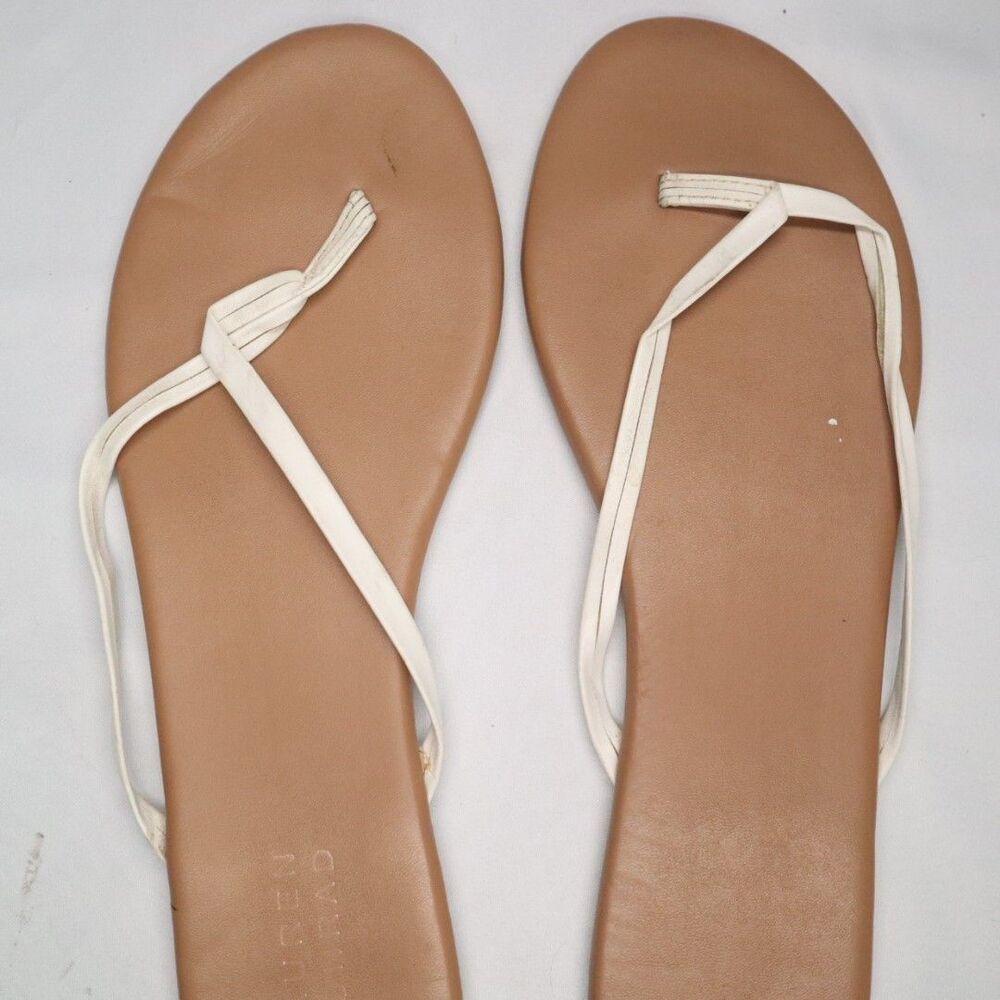 LC Lauren Conrad White Thong Sandals Flat Flip Flops Size 10